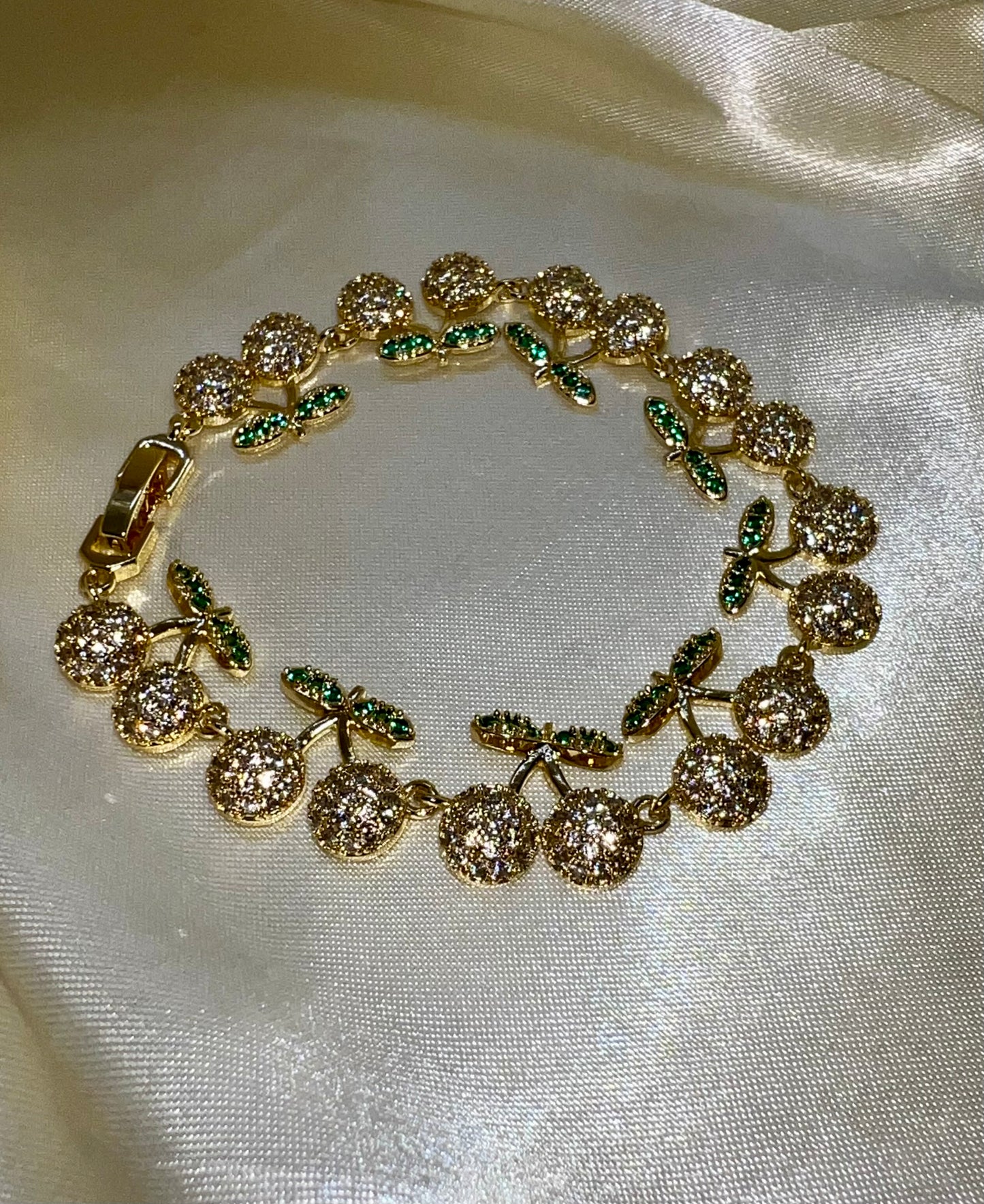 Glamberry Bracelet