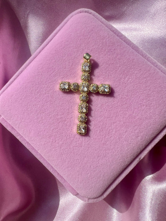 Luxe Devotion Pendant