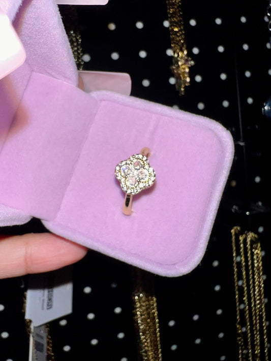 Clover Kiss Adjustable Ring