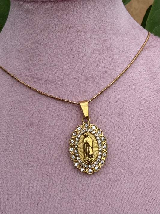 Royal Mother Pendant